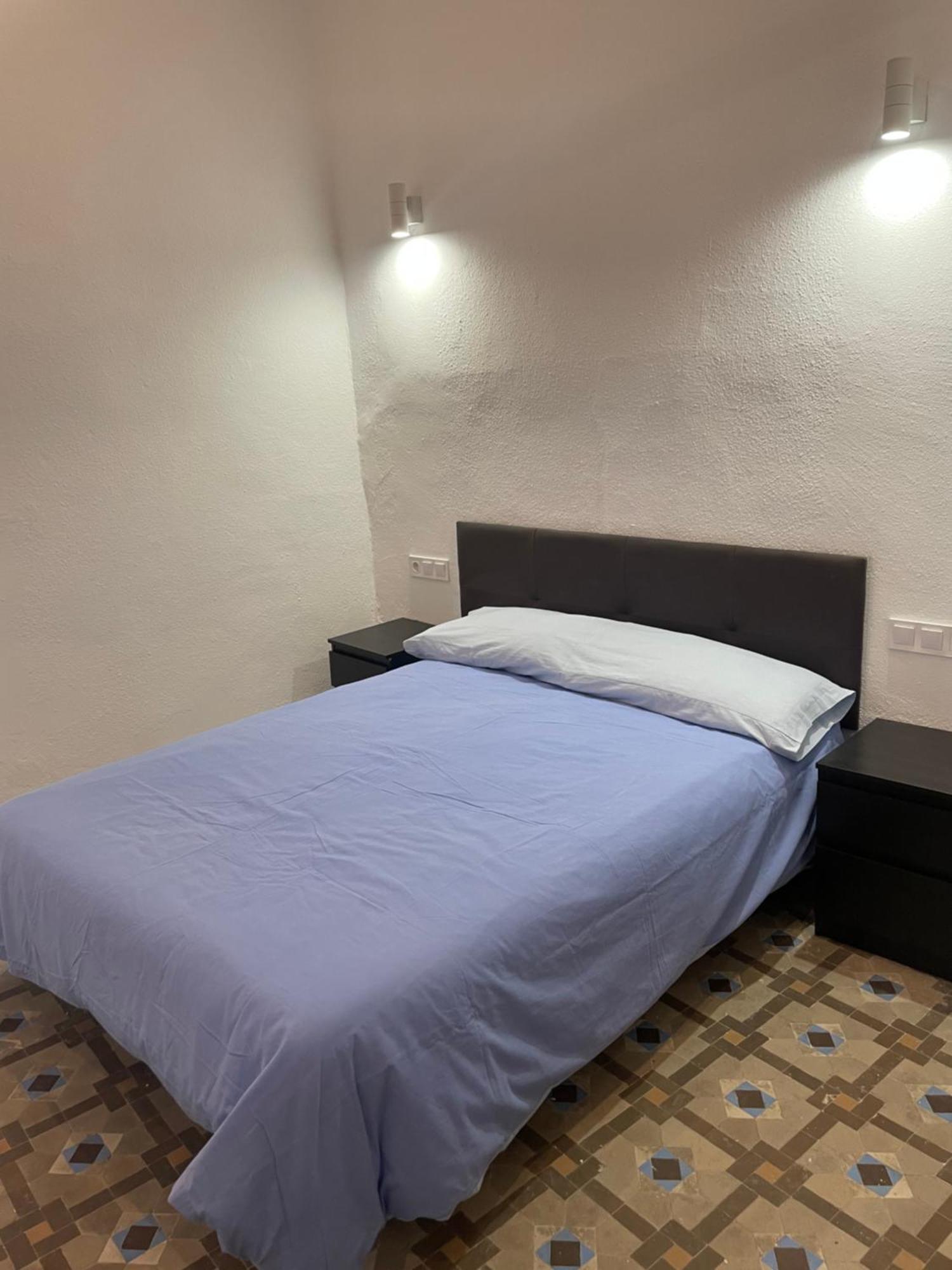 Alojamiento Ricar Apartment Valencia Bagian luar foto